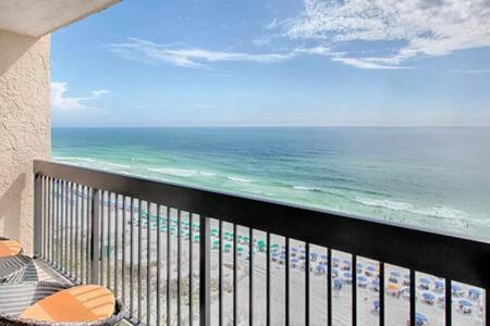 The Oyster By Brightwild-Beachfront Condo Destin Exterior foto