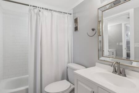 The Oyster By Brightwild-Beachfront Condo Destin Exterior foto